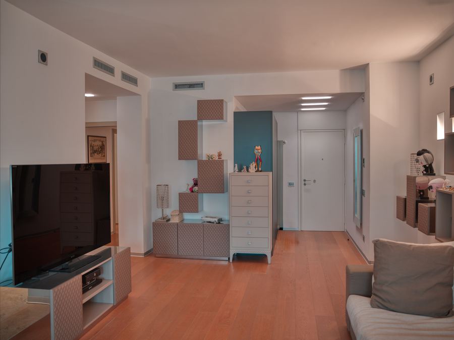Living room towards the entrance